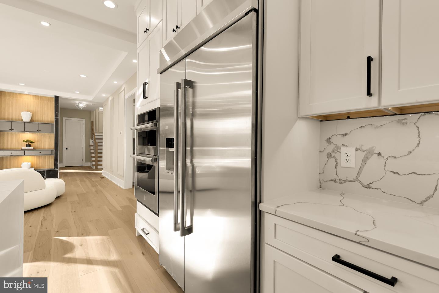 6935 SOUTHRIDGE DR, MCLEAN, Virginia 22101, 6 Bedrooms Bedrooms, ,6 BathroomsBathrooms,Residential,For sale,6935 SOUTHRIDGE DR,VAFX2277076 MLS # VAFX2277076