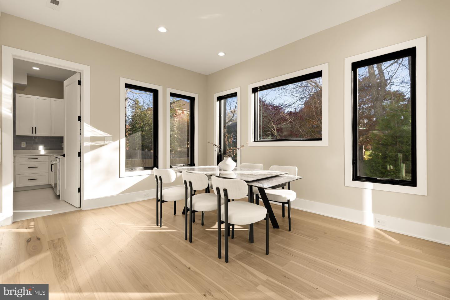 6935 SOUTHRIDGE DR, MCLEAN, Virginia 22101, 6 Bedrooms Bedrooms, ,6 BathroomsBathrooms,Residential,For sale,6935 SOUTHRIDGE DR,VAFX2277076 MLS # VAFX2277076