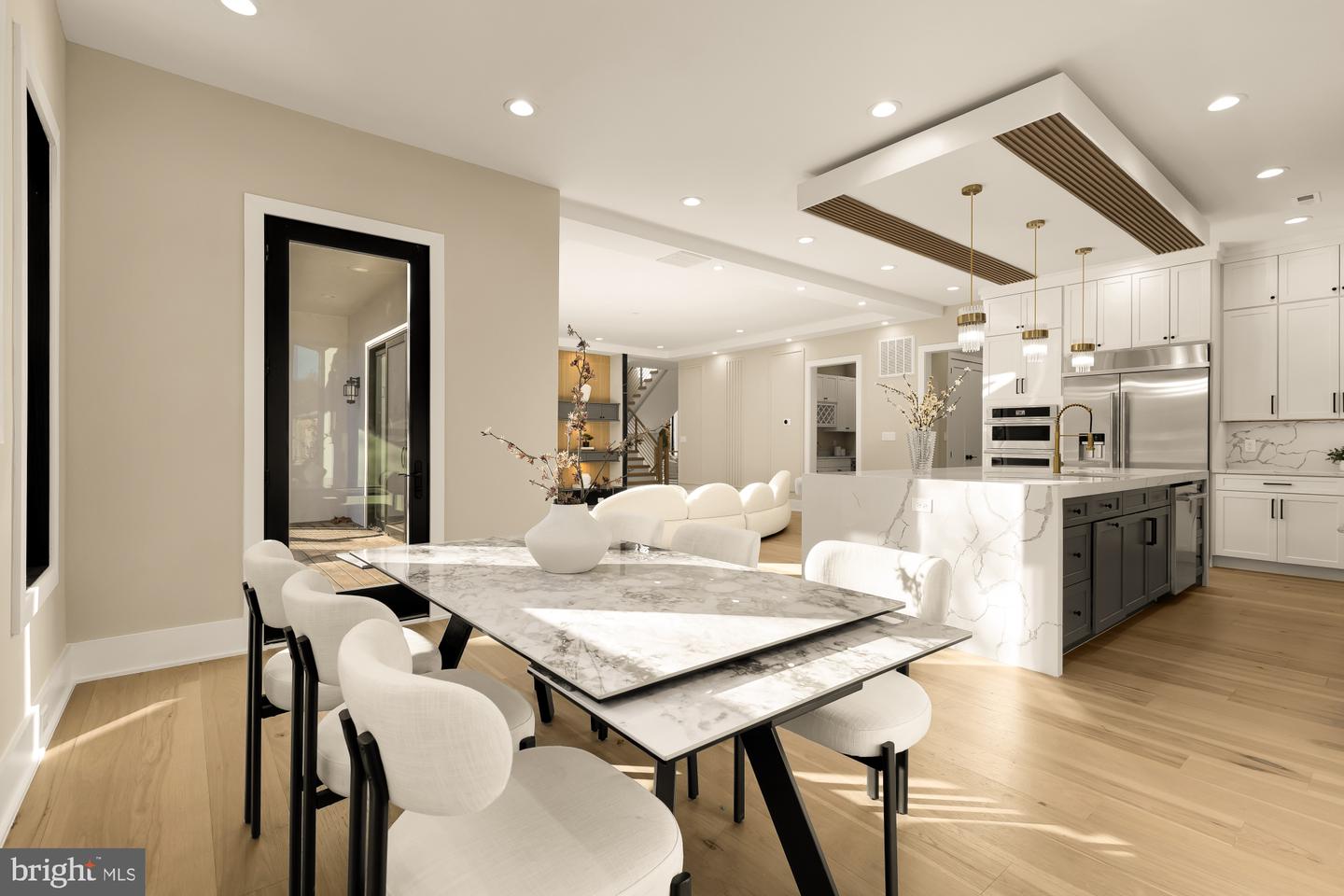 6935 SOUTHRIDGE DR, MCLEAN, Virginia 22101, 6 Bedrooms Bedrooms, ,6 BathroomsBathrooms,Residential,For sale,6935 SOUTHRIDGE DR,VAFX2277076 MLS # VAFX2277076