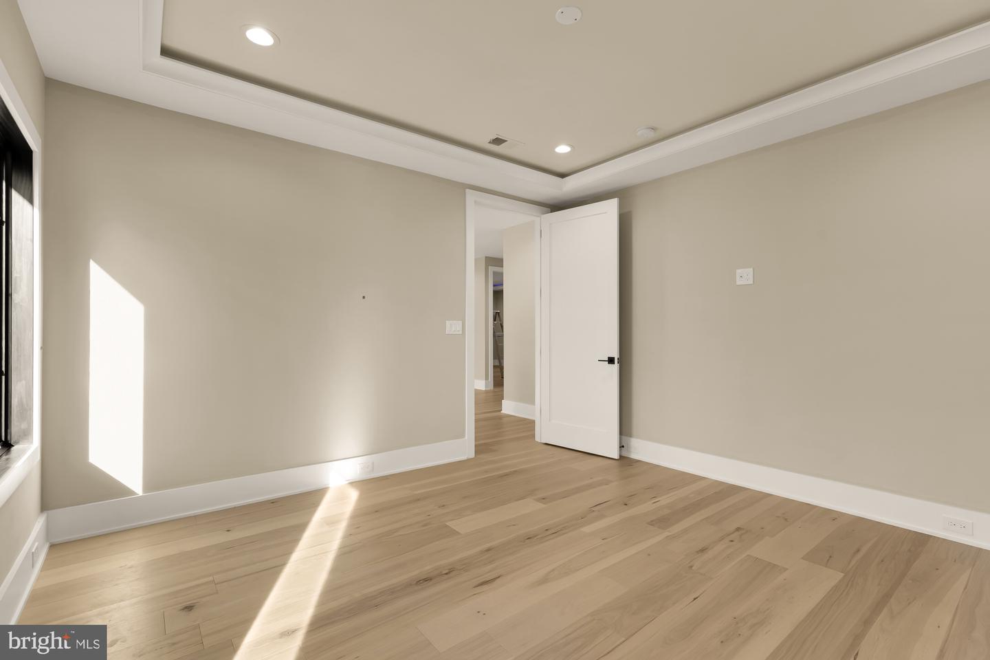 6935 SOUTHRIDGE DR, MCLEAN, Virginia 22101, 6 Bedrooms Bedrooms, ,6 BathroomsBathrooms,Residential,For sale,6935 SOUTHRIDGE DR,VAFX2277076 MLS # VAFX2277076