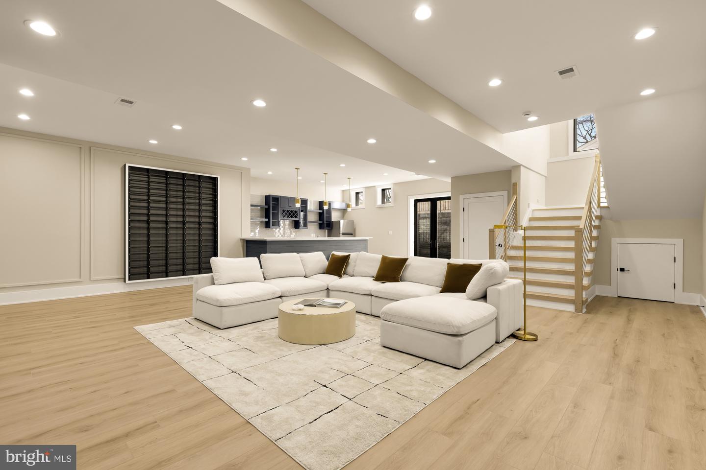 6935 SOUTHRIDGE DR, MCLEAN, Virginia 22101, 6 Bedrooms Bedrooms, ,6 BathroomsBathrooms,Residential,For sale,6935 SOUTHRIDGE DR,VAFX2277076 MLS # VAFX2277076