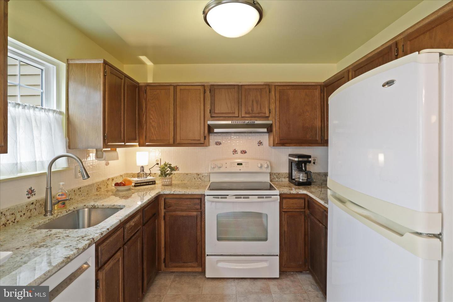 8927 WAITES WAY, LORTON, Virginia 22079, 3 Bedrooms Bedrooms, ,2 BathroomsBathrooms,Residential,For sale,8927 WAITES WAY,VAFX2277278 MLS # VAFX2277278