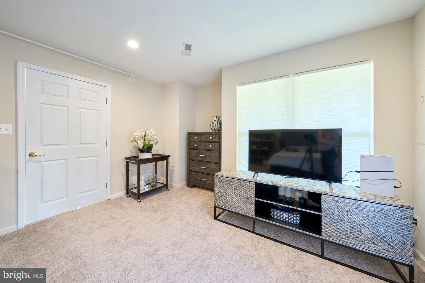 42464 REGAL WOOD DR, BRAMBLETON, Virginia 20148, 4 Bedrooms Bedrooms, ,3 BathroomsBathrooms,Residential,For sale,42464 REGAL WOOD DR,VALO2110376 MLS # VALO2110376