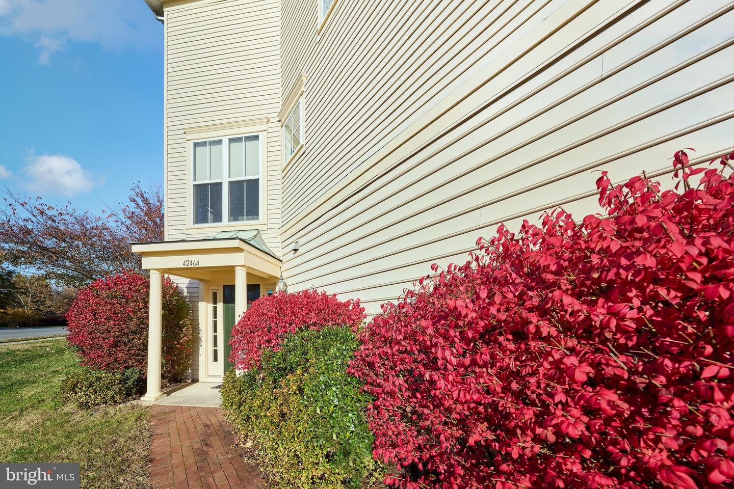 42464 REGAL WOOD DR, BRAMBLETON, Virginia 20148, 4 Bedrooms Bedrooms, ,3 BathroomsBathrooms,Residential,For sale,42464 REGAL WOOD DR,VALO2110376 MLS # VALO2110376