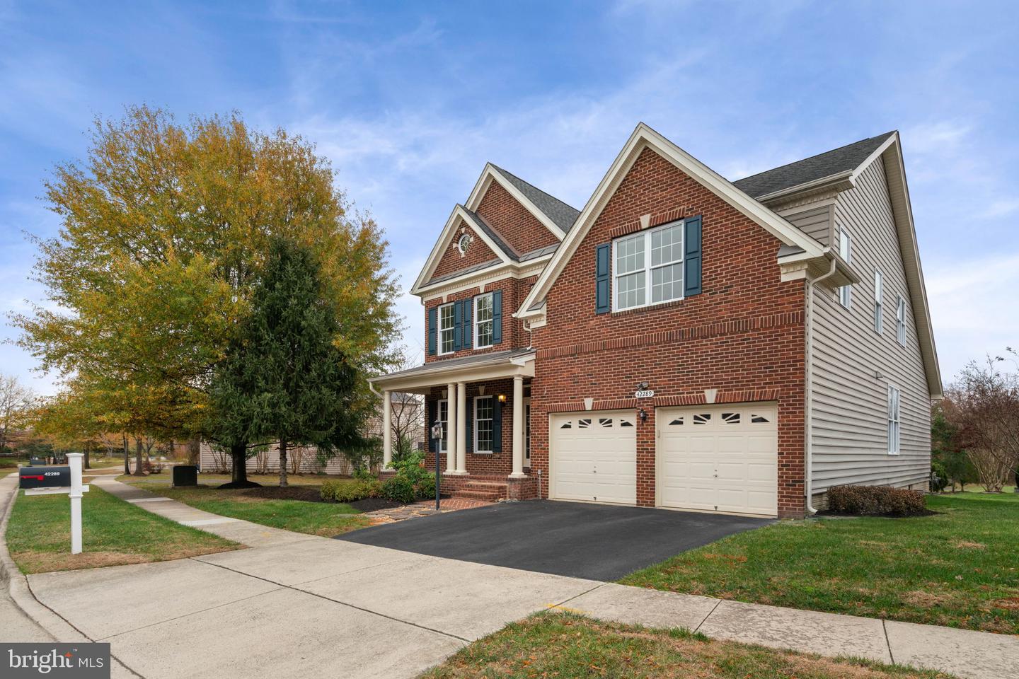 42289 MAGISTRATE, CHANTILLY, Virginia 20152, 4 Bedrooms Bedrooms, ,4 BathroomsBathrooms,Residential,For sale,42289 MAGISTRATE,VALO2110510 MLS # VALO2110510 42289 MAGISTRATE, CHANTILLY, Virginia 20152, 4 Bedrooms Bedrooms, ,4 BathroomsBathrooms,Residential,For sale,42289 MAGISTRATE,VALO2110510 MLS # VALO2110510