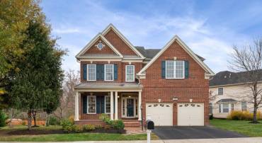 42289 MAGISTRATE, CHANTILLY, Virginia 20152, 4 Bedrooms Bedrooms, ,4 BathroomsBathrooms,Residential,For sale,42289 MAGISTRATE,VALO2110510 MLS # VALO2110510