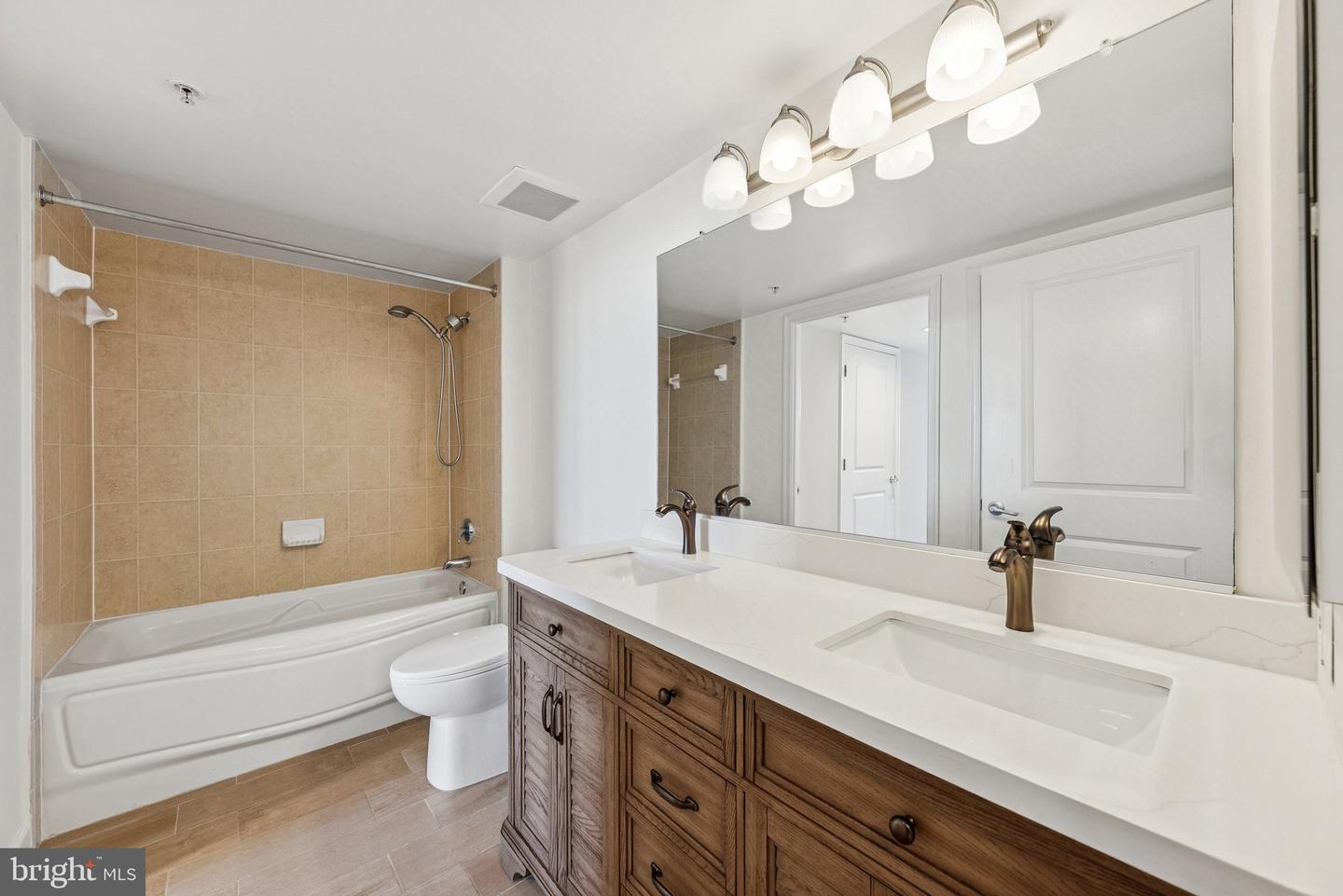 11800 SUNSET HILLS RD #1125, RESTON, Virginia 20190, 1 Bedroom Bedrooms, ,1 BathroomBathrooms,Residential,For sale,11800 SUNSET HILLS RD #1125,VAFX2278042 MLS # VAFX2278042