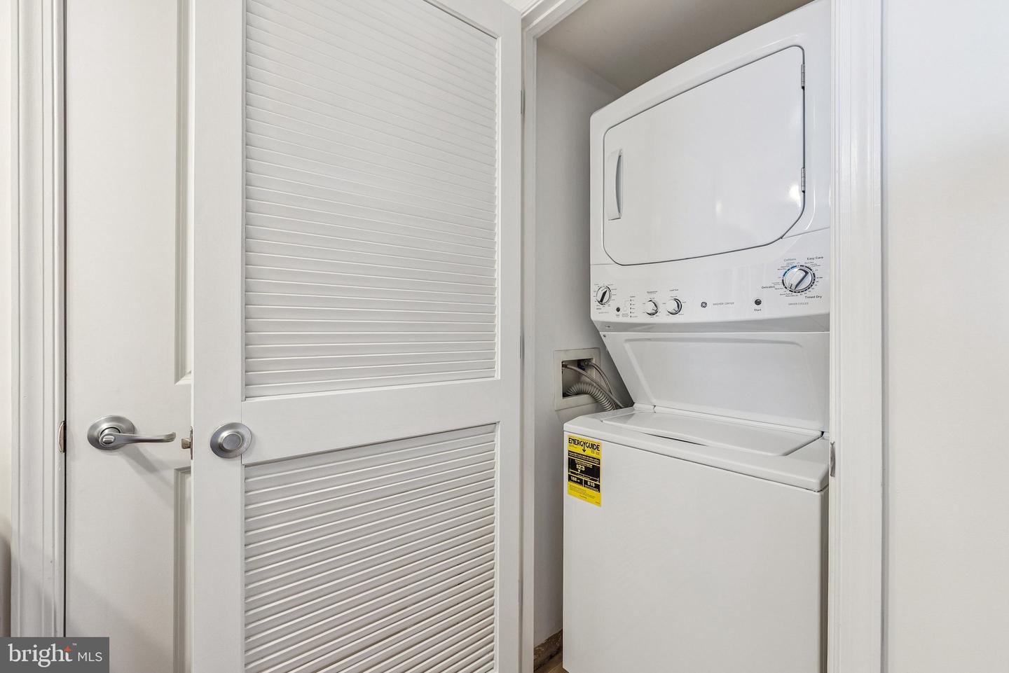 11800 SUNSET HILLS RD #1125, RESTON, Virginia 20190, 1 Bedroom Bedrooms, ,1 BathroomBathrooms,Residential,For sale,11800 SUNSET HILLS RD #1125,VAFX2278042 MLS # VAFX2278042