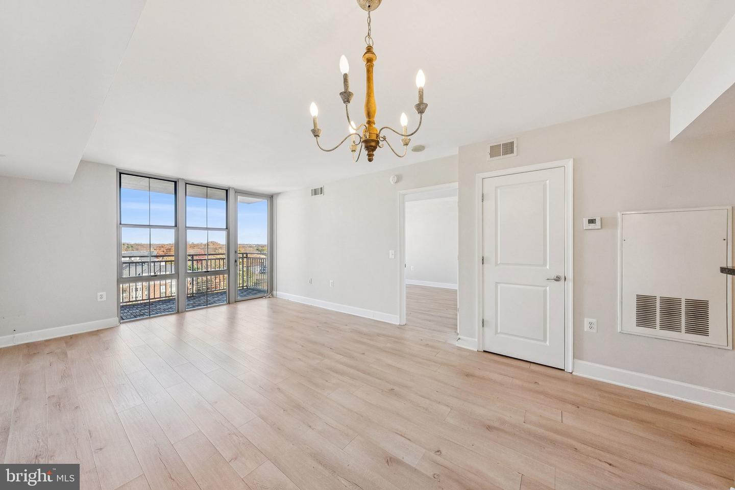 11800 SUNSET HILLS RD #1125, RESTON, Virginia 20190, 1 Bedroom Bedrooms, ,1 BathroomBathrooms,Residential,For sale,11800 SUNSET HILLS RD #1125,VAFX2278042 MLS # VAFX2278042