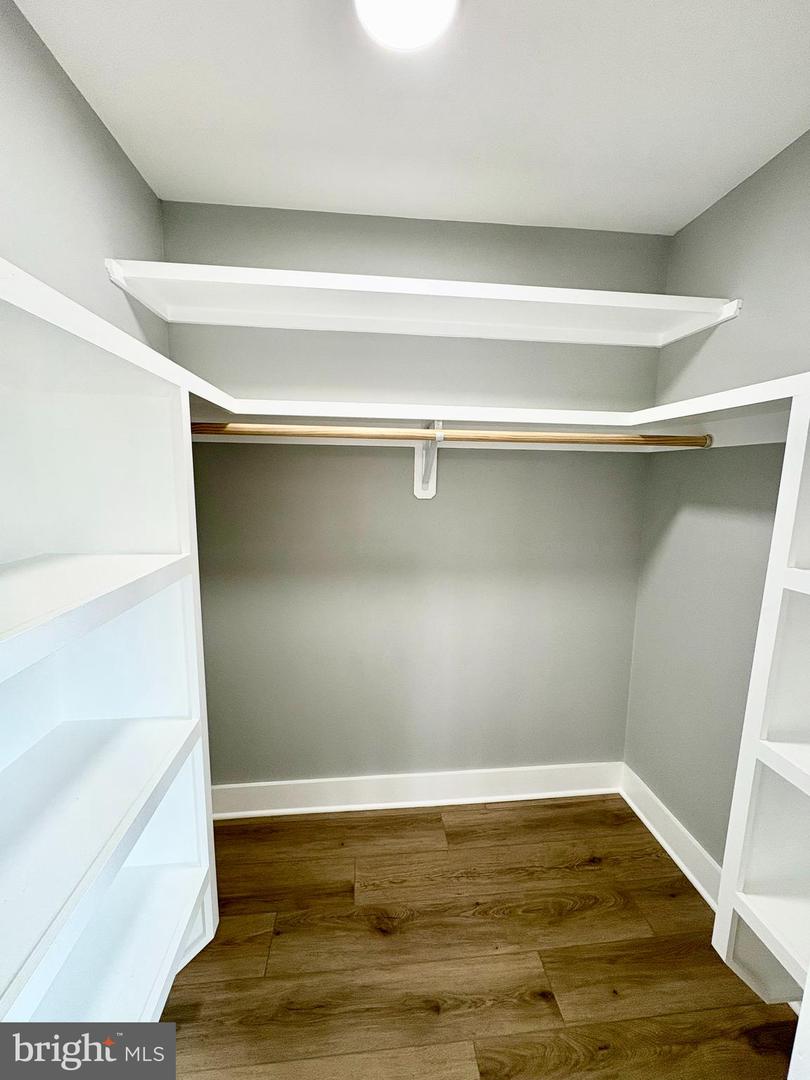 212 PARK TERRACE CT SE #72, VIENNA, Virginia 22180, 2 Bedrooms Bedrooms, ,1 BathroomBathrooms,Residential,For sale,212 PARK TERRACE CT SE #72,VAFX2278362 MLS # VAFX2278362