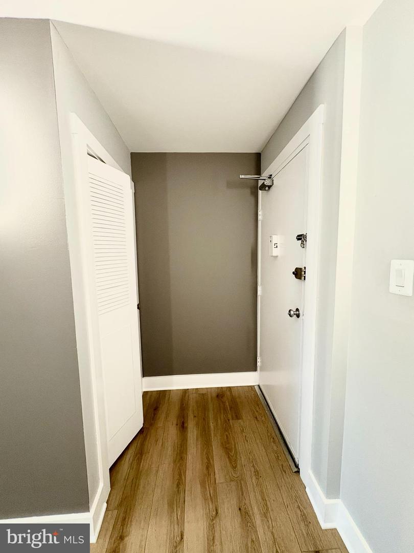 212 PARK TERRACE CT SE #72, VIENNA, Virginia 22180, 2 Bedrooms Bedrooms, ,1 BathroomBathrooms,Residential,For sale,212 PARK TERRACE CT SE #72,VAFX2278362 MLS # VAFX2278362