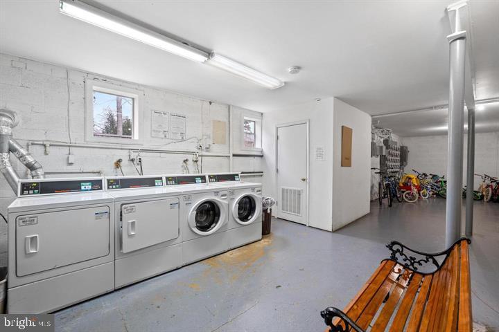 212 PARK TERRACE CT SE #72, VIENNA, Virginia 22180, 2 Bedrooms Bedrooms, ,1 BathroomBathrooms,Residential,For sale,212 PARK TERRACE CT SE #72,VAFX2278362 MLS # VAFX2278362