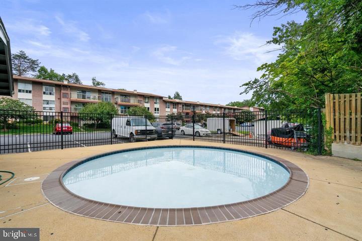 212 PARK TERRACE CT SE #72, VIENNA, Virginia 22180, 2 Bedrooms Bedrooms, ,1 BathroomBathrooms,Residential,For sale,212 PARK TERRACE CT SE #72,VAFX2278362 MLS # VAFX2278362