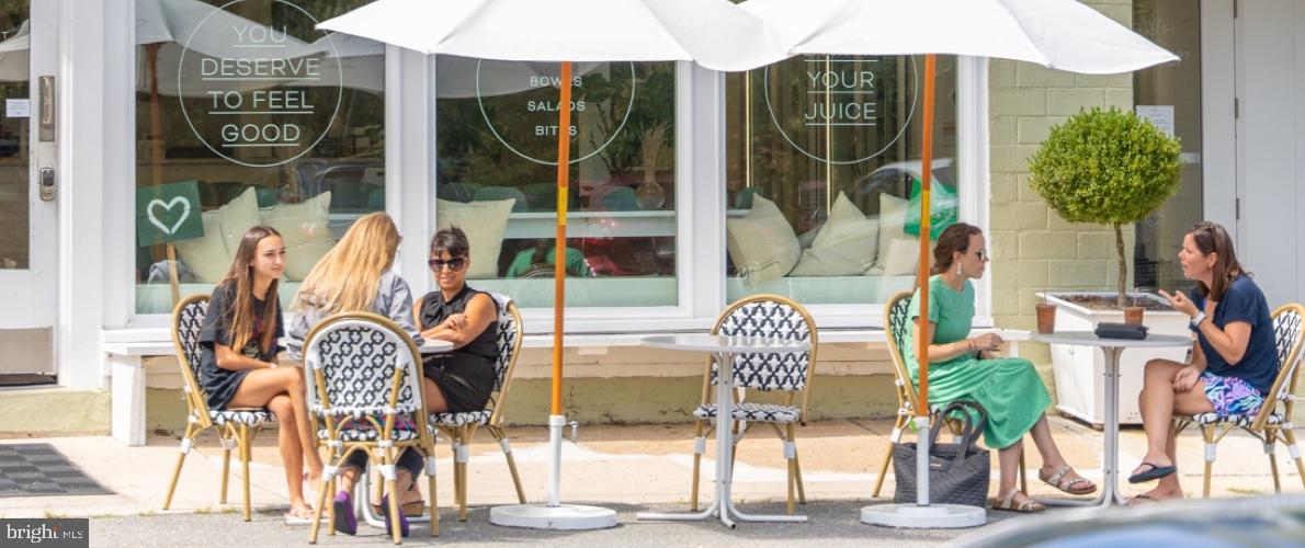 212 PARK TERRACE CT SE #72, VIENNA, Virginia 22180, 2 Bedrooms Bedrooms, ,1 BathroomBathrooms,Residential,For sale,212 PARK TERRACE CT SE #72,VAFX2278362 MLS # VAFX2278362