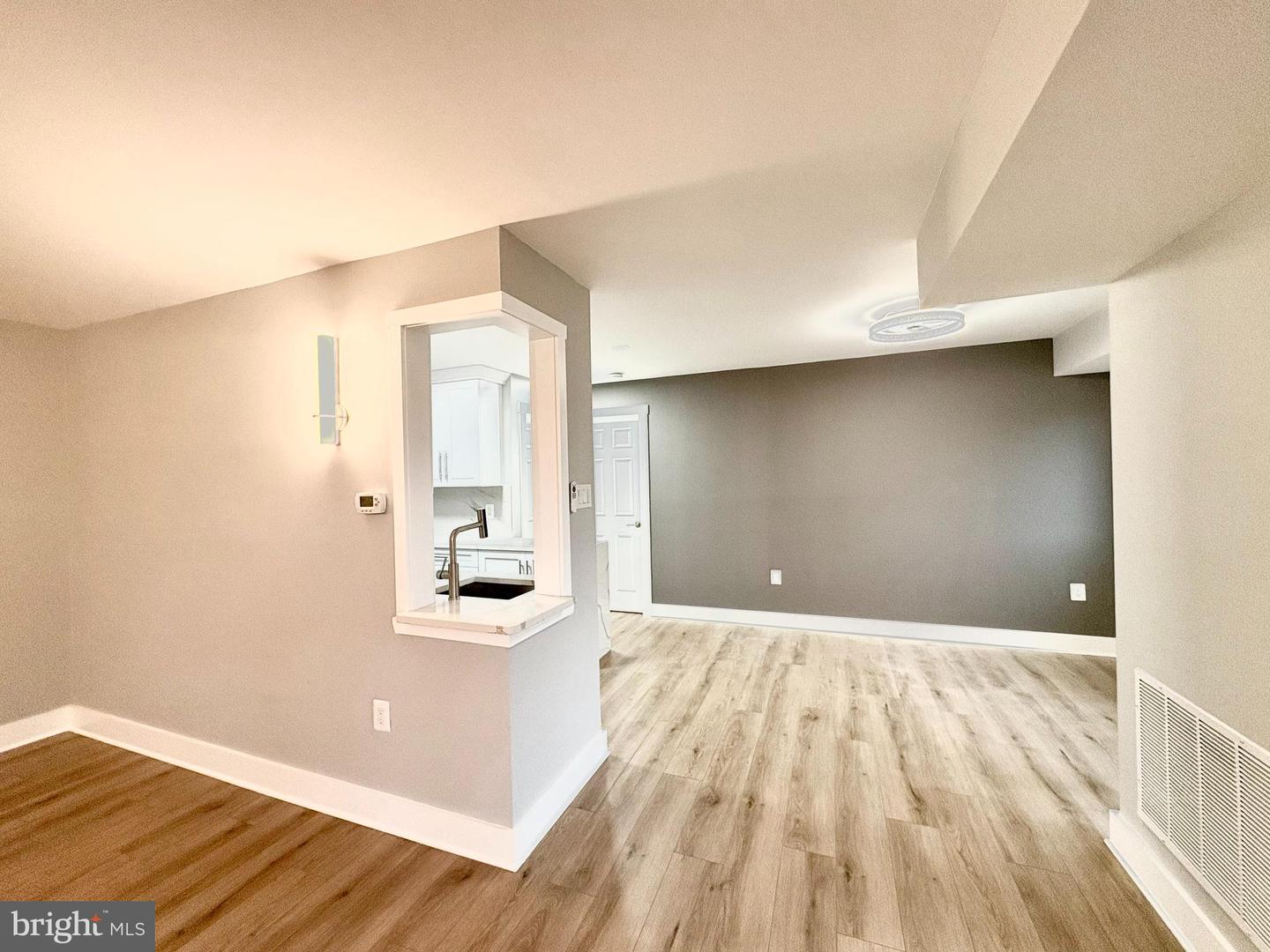 212 PARK TERRACE CT SE #72, VIENNA, Virginia 22180, 2 Bedrooms Bedrooms, ,1 BathroomBathrooms,Residential,For sale,212 PARK TERRACE CT SE #72,VAFX2278362 MLS # VAFX2278362