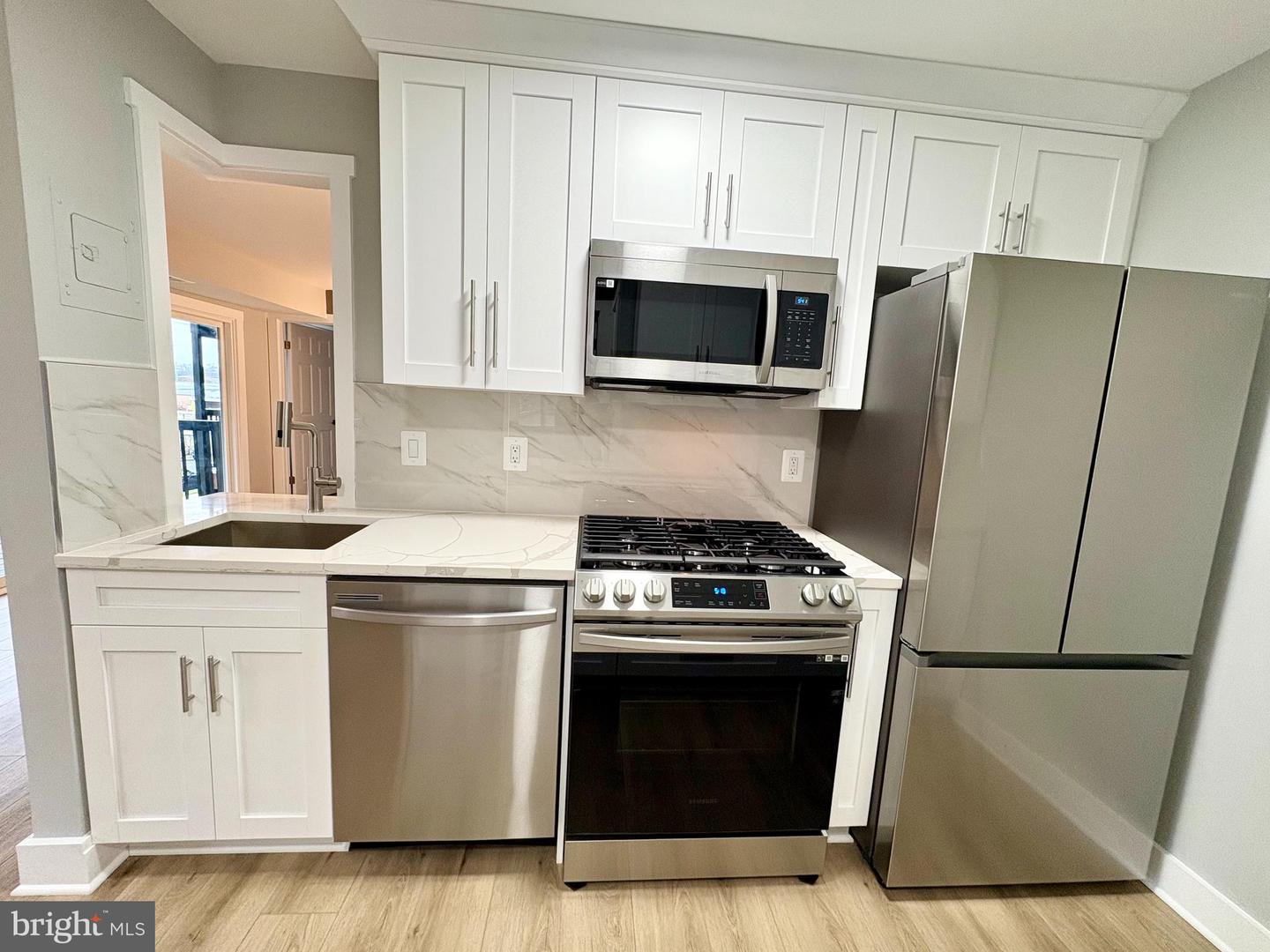 212 PARK TERRACE CT SE #72, VIENNA, Virginia 22180, 2 Bedrooms Bedrooms, ,1 BathroomBathrooms,Residential,For sale,212 PARK TERRACE CT SE #72,VAFX2278362 MLS # VAFX2278362