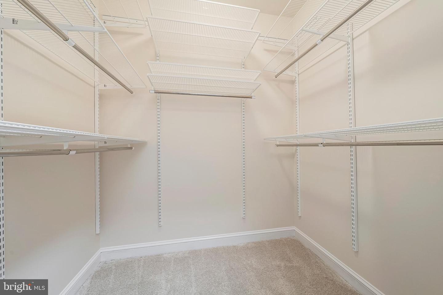 11770 SUNRISE VALLEY DR #321, RESTON, Virginia 20191, 2 Bedrooms Bedrooms, ,2 BathroomsBathrooms,Residential,For sale,11770 SUNRISE VALLEY DR #321,VAFX2278456 MLS # VAFX2278456