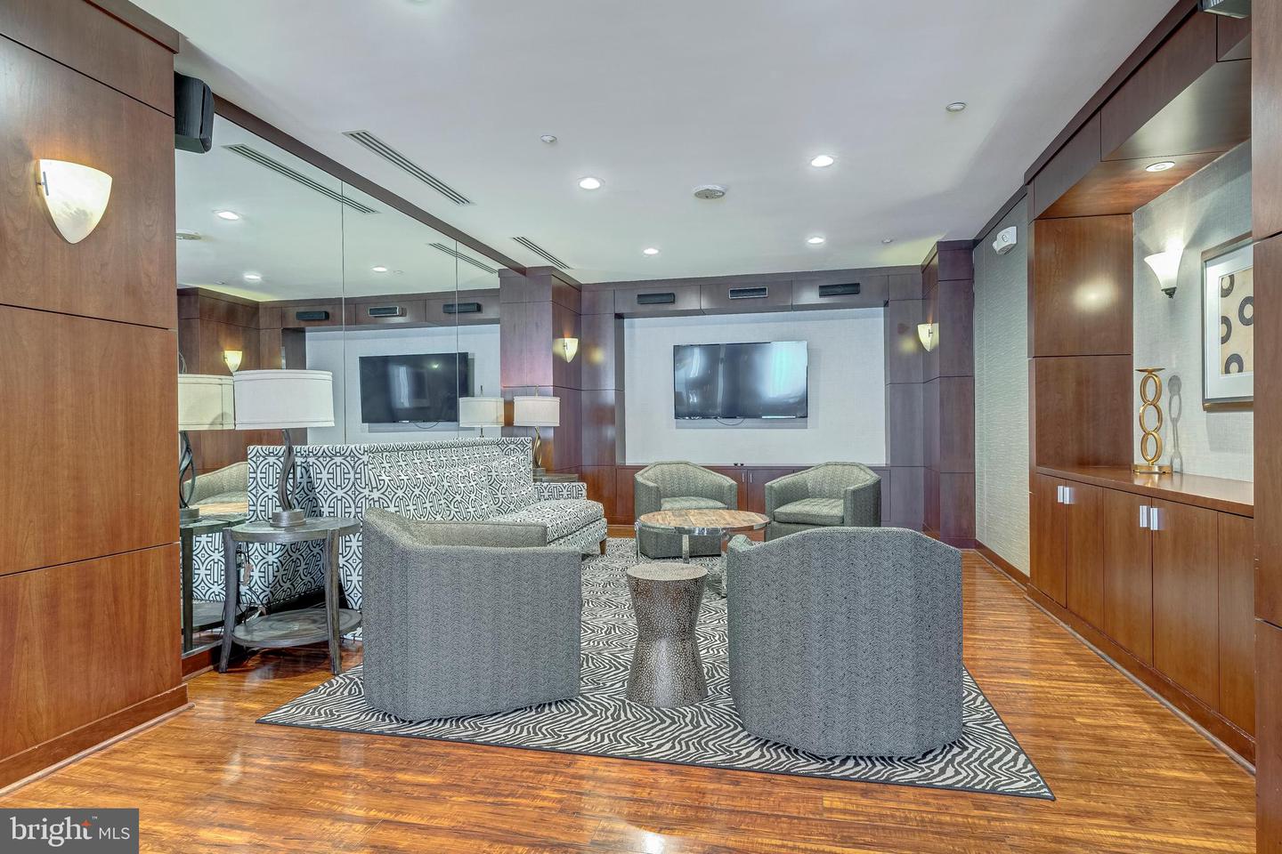 11770 SUNRISE VALLEY DR #321, RESTON, Virginia 20191, 2 Bedrooms Bedrooms, ,2 BathroomsBathrooms,Residential,For sale,11770 SUNRISE VALLEY DR #321,VAFX2278456 MLS # VAFX2278456