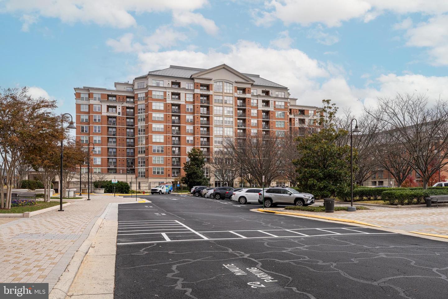11770 SUNRISE VALLEY DR #321, RESTON, Virginia 20191, 2 Bedrooms Bedrooms, ,2 BathroomsBathrooms,Residential,For sale,11770 SUNRISE VALLEY DR #321,VAFX2278456 MLS # VAFX2278456