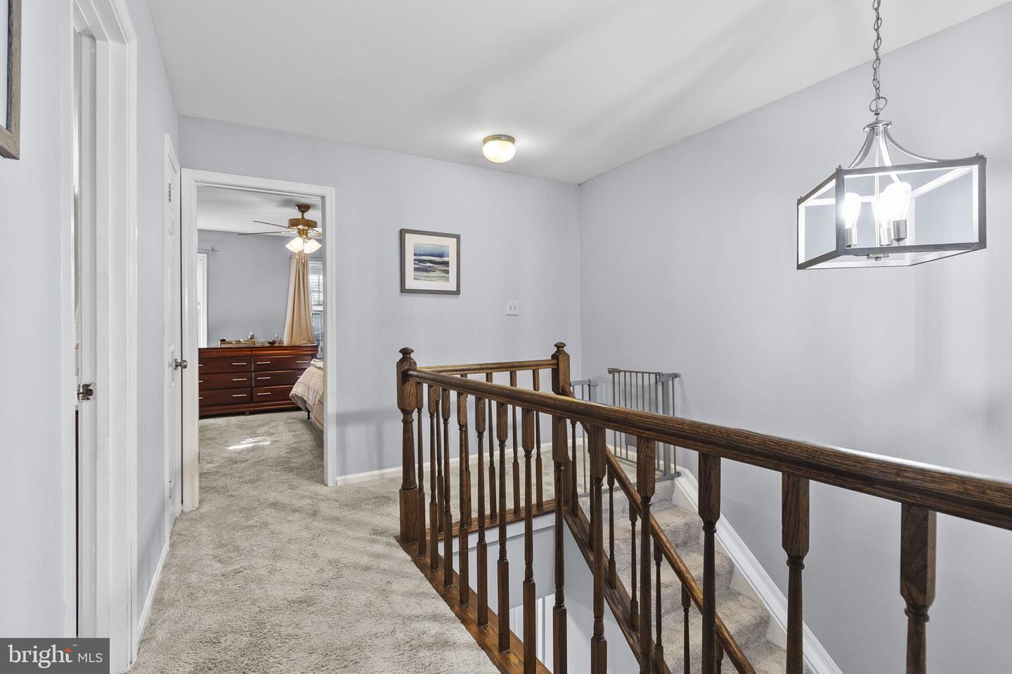 6057 CROWN ROYAL CIR, ALEXANDRIA, Virginia 22310, 3 Bedrooms Bedrooms, ,3 BathroomsBathrooms,Residential,For sale,6057 CROWN ROYAL CIR,VAFX2278482 MLS # VAFX2278482