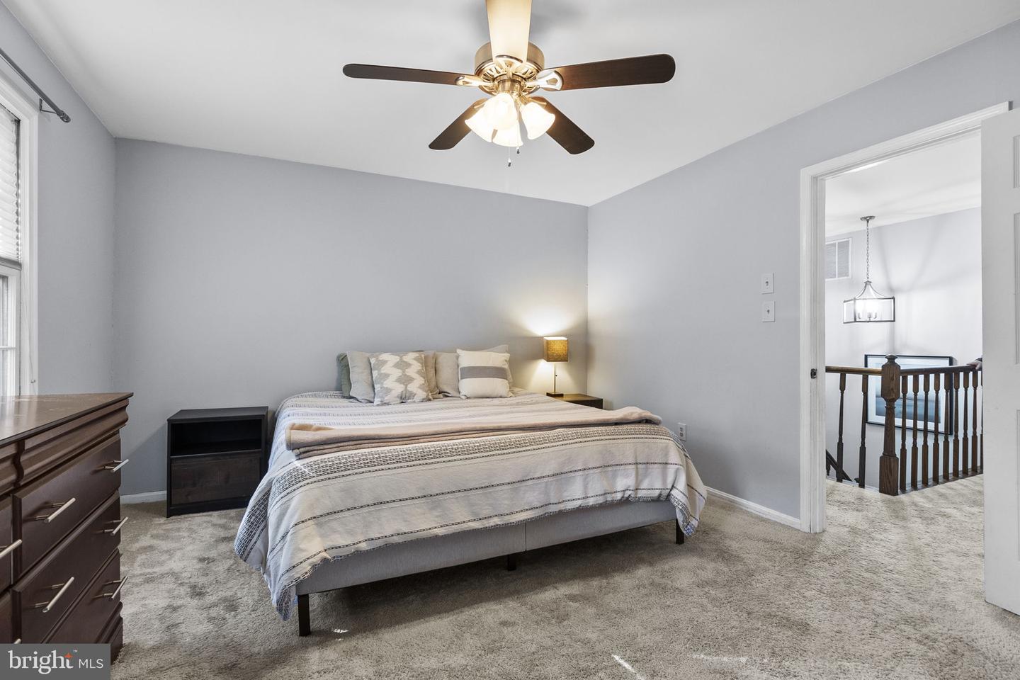 6057 CROWN ROYAL CIR, ALEXANDRIA, Virginia 22310, 3 Bedrooms Bedrooms, ,3 BathroomsBathrooms,Residential,For sale,6057 CROWN ROYAL CIR,VAFX2278482 MLS # VAFX2278482