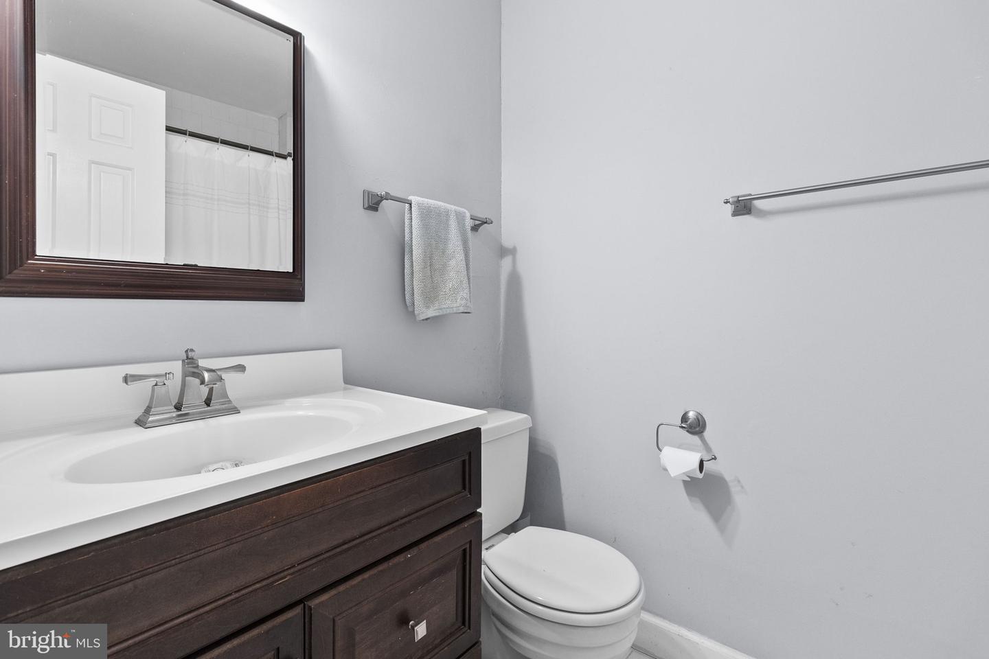 6057 CROWN ROYAL CIR, ALEXANDRIA, Virginia 22310, 3 Bedrooms Bedrooms, ,3 BathroomsBathrooms,Residential,For sale,6057 CROWN ROYAL CIR,VAFX2278482 MLS # VAFX2278482