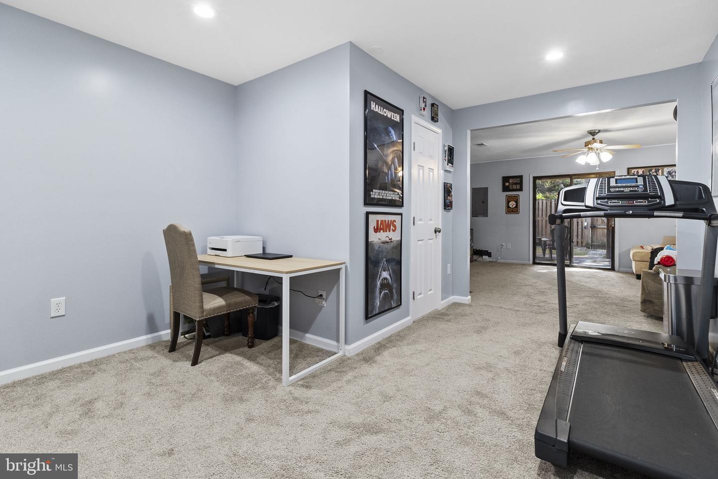 6057 CROWN ROYAL CIR, ALEXANDRIA, Virginia 22310, 3 Bedrooms Bedrooms, ,3 BathroomsBathrooms,Residential,For sale,6057 CROWN ROYAL CIR,VAFX2278482 MLS # VAFX2278482