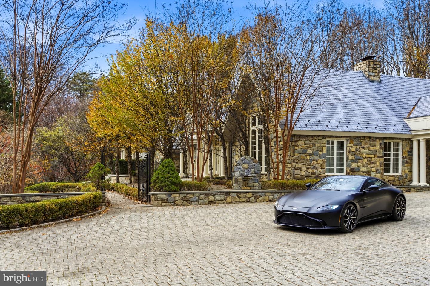 9324 GEORGETOWN PIKE, GREAT FALLS, Virginia 22066, 6 Bedrooms Bedrooms, ,7 BathroomsBathrooms,Residential,For sale,9324 GEORGETOWN PIKE,VAFX2278488 MLS # VAFX2278488 9324 GEORGETOWN PIKE, GREAT FALLS, Virginia 22066, 6 Bedrooms Bedrooms, ,7 BathroomsBathrooms,Residential,For sale,9324 GEORGETOWN PIKE,VAFX2278488 MLS # VAFX2278488