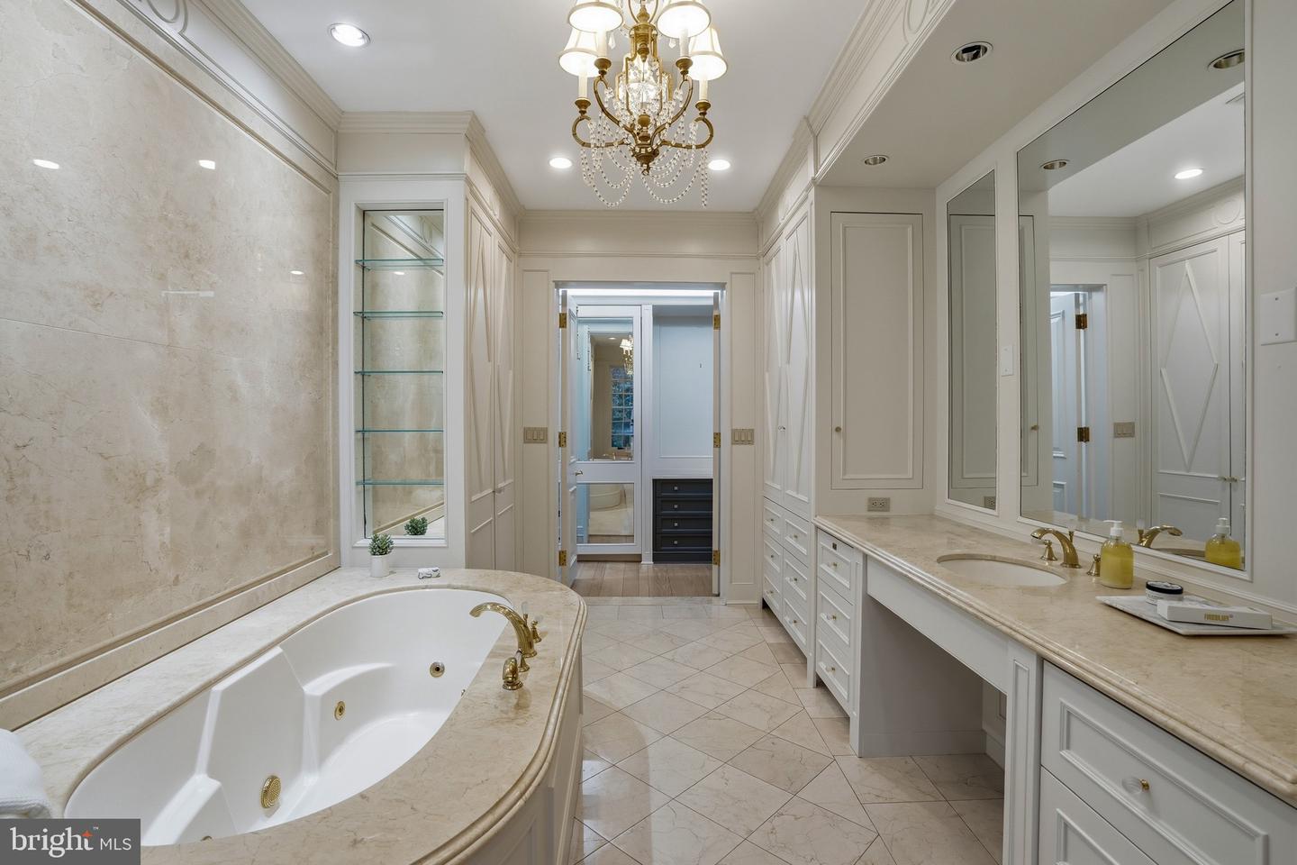 9324 GEORGETOWN PIKE, GREAT FALLS, Virginia 22066, 6 Bedrooms Bedrooms, ,7 BathroomsBathrooms,Residential,For sale,9324 GEORGETOWN PIKE,VAFX2278488 MLS # VAFX2278488 9324 GEORGETOWN PIKE, GREAT FALLS, Virginia 22066, 6 Bedrooms Bedrooms, ,7 BathroomsBathrooms,Residential,For sale,9324 GEORGETOWN PIKE,VAFX2278488 MLS # VAFX2278488