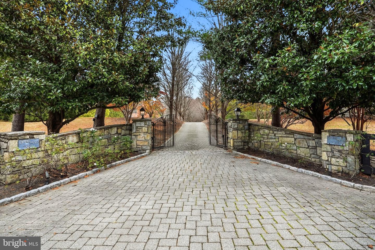 9324 GEORGETOWN PIKE, GREAT FALLS, Virginia 22066, 6 Bedrooms Bedrooms, ,7 BathroomsBathrooms,Residential,For sale,9324 GEORGETOWN PIKE,VAFX2278488 MLS # VAFX2278488 9324 GEORGETOWN PIKE, GREAT FALLS, Virginia 22066, 6 Bedrooms Bedrooms, ,7 BathroomsBathrooms,Residential,For sale,9324 GEORGETOWN PIKE,VAFX2278488 MLS # VAFX2278488