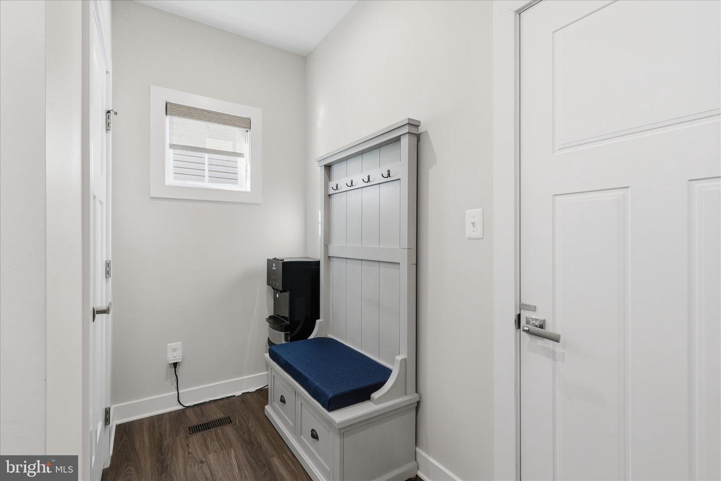 7531 MINT SPRINGS CT, MANASSAS, Virginia 20109, 4 Bedrooms Bedrooms, ,3 BathroomsBathrooms,Residential,For sale,7531 MINT SPRINGS CT,VAPW2107580 MLS # VAPW2107580 7531 MINT SPRINGS CT, MANASSAS, Virginia 20109, 4 Bedrooms Bedrooms, ,3 BathroomsBathrooms,Residential,For sale,7531 MINT SPRINGS CT,VAPW2107580 MLS # VAPW2107580