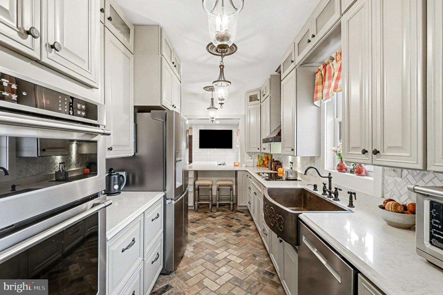 904 HANOVER ST, FREDERICKSBURG, Virginia 22401, 3 Bedrooms Bedrooms, ,2 BathroomsBathrooms,Residential,For sale,904 HANOVER ST,VAFB2009288 MLS # VAFB2009288