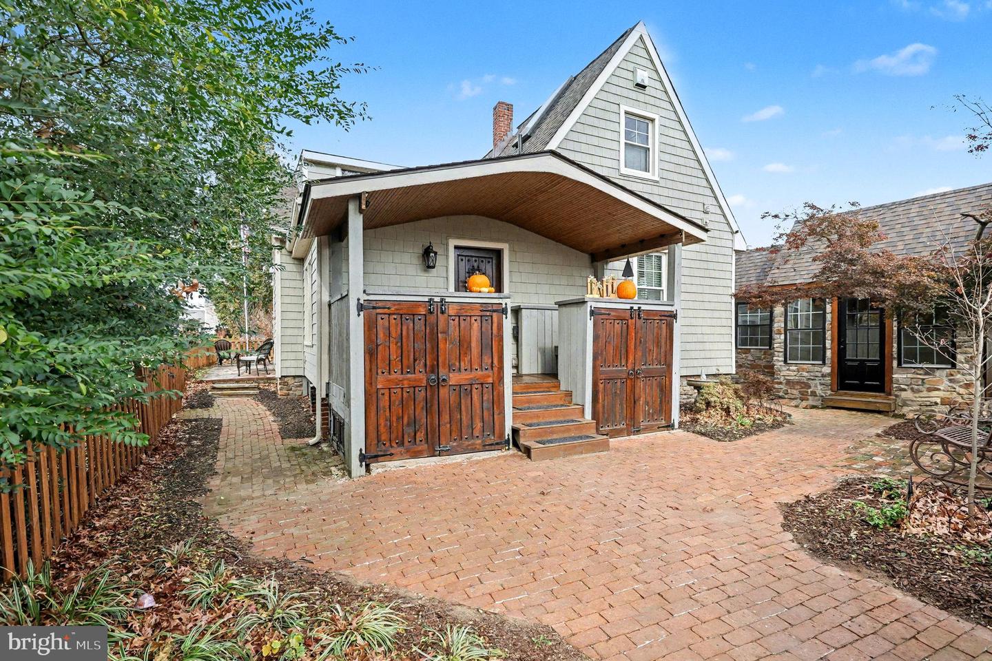 904 HANOVER ST, FREDERICKSBURG, Virginia 22401, 3 Bedrooms Bedrooms, ,2 BathroomsBathrooms,Residential,For sale,904 HANOVER ST,VAFB2009288 MLS # VAFB2009288