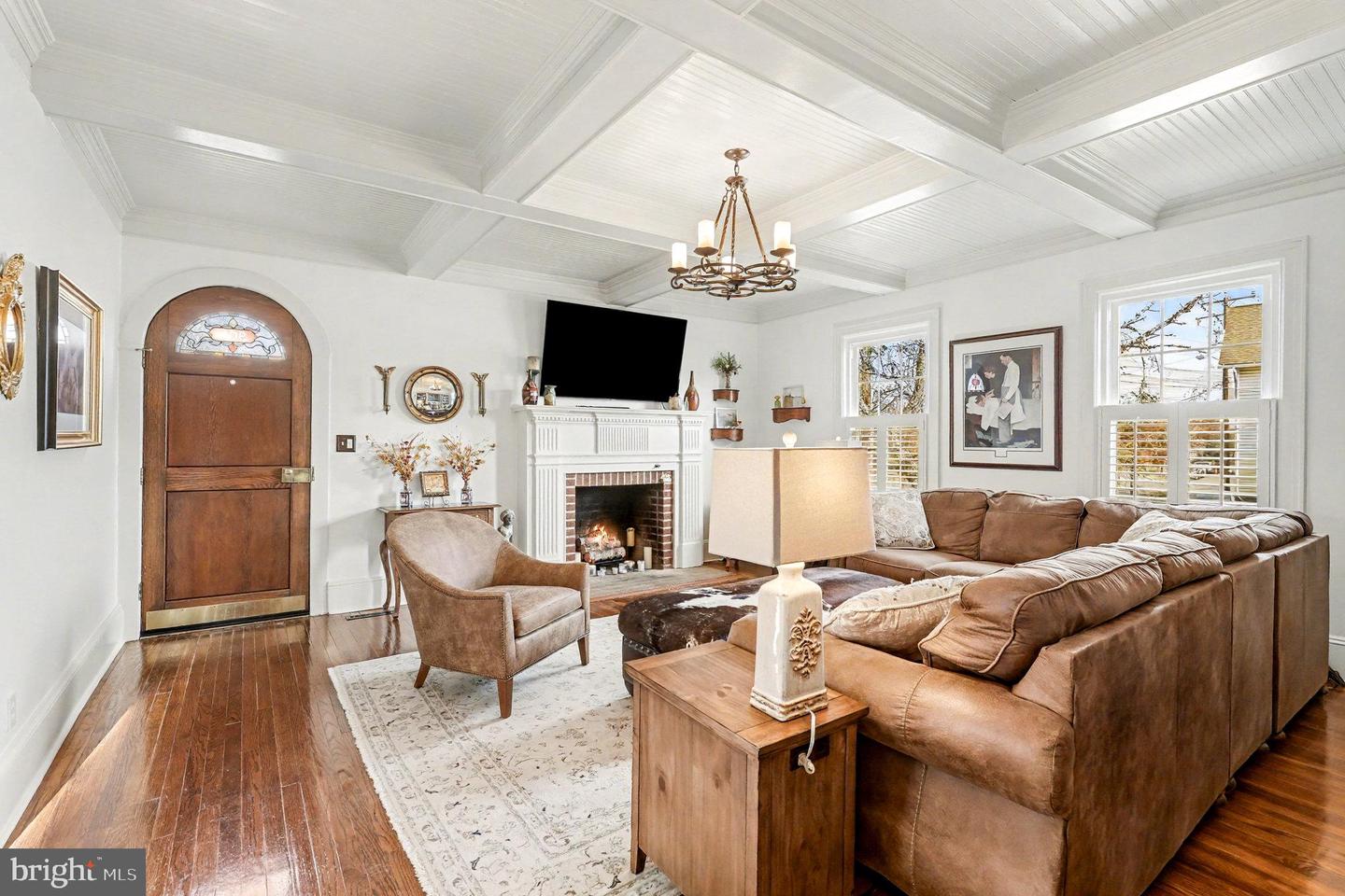 904 HANOVER ST, FREDERICKSBURG, Virginia 22401, 3 Bedrooms Bedrooms, ,2 BathroomsBathrooms,Residential,For sale,904 HANOVER ST,VAFB2009288 MLS # VAFB2009288