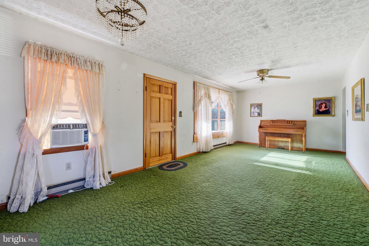 115 SUNSET DR, STANLEY, Virginia 22851, 3 Bedrooms Bedrooms, ,1 BathroomBathrooms,Residential,For sale,115 SUNSET DR,VAPA2005590 MLS # VAPA2005590