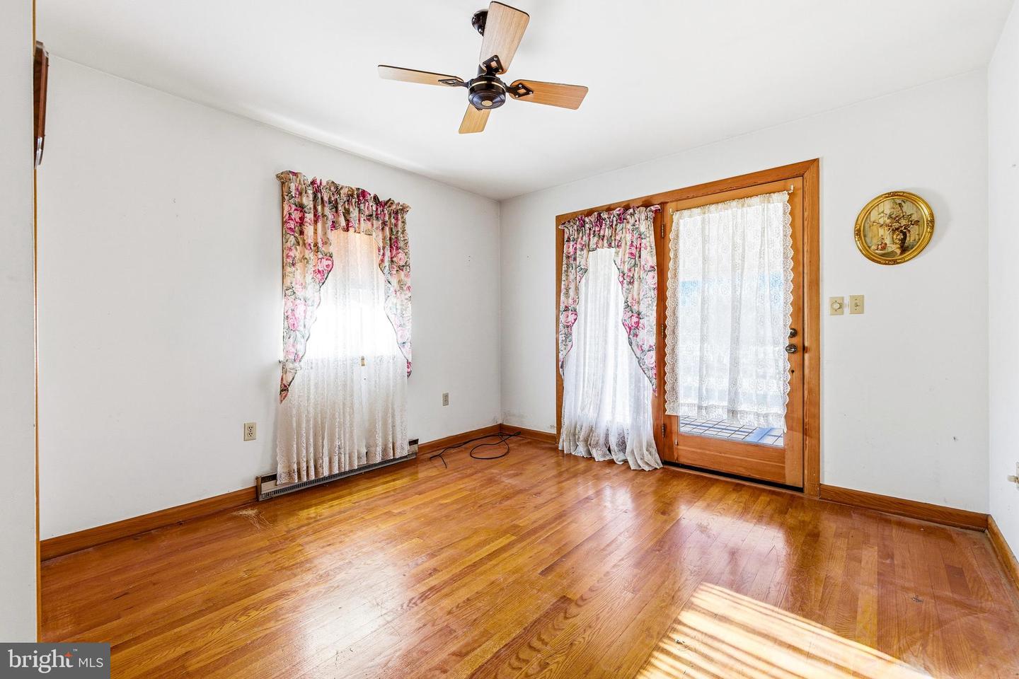 115 SUNSET DR, STANLEY, Virginia 22851, 3 Bedrooms Bedrooms, ,1 BathroomBathrooms,Residential,For sale,115 SUNSET DR,VAPA2005590 MLS # VAPA2005590