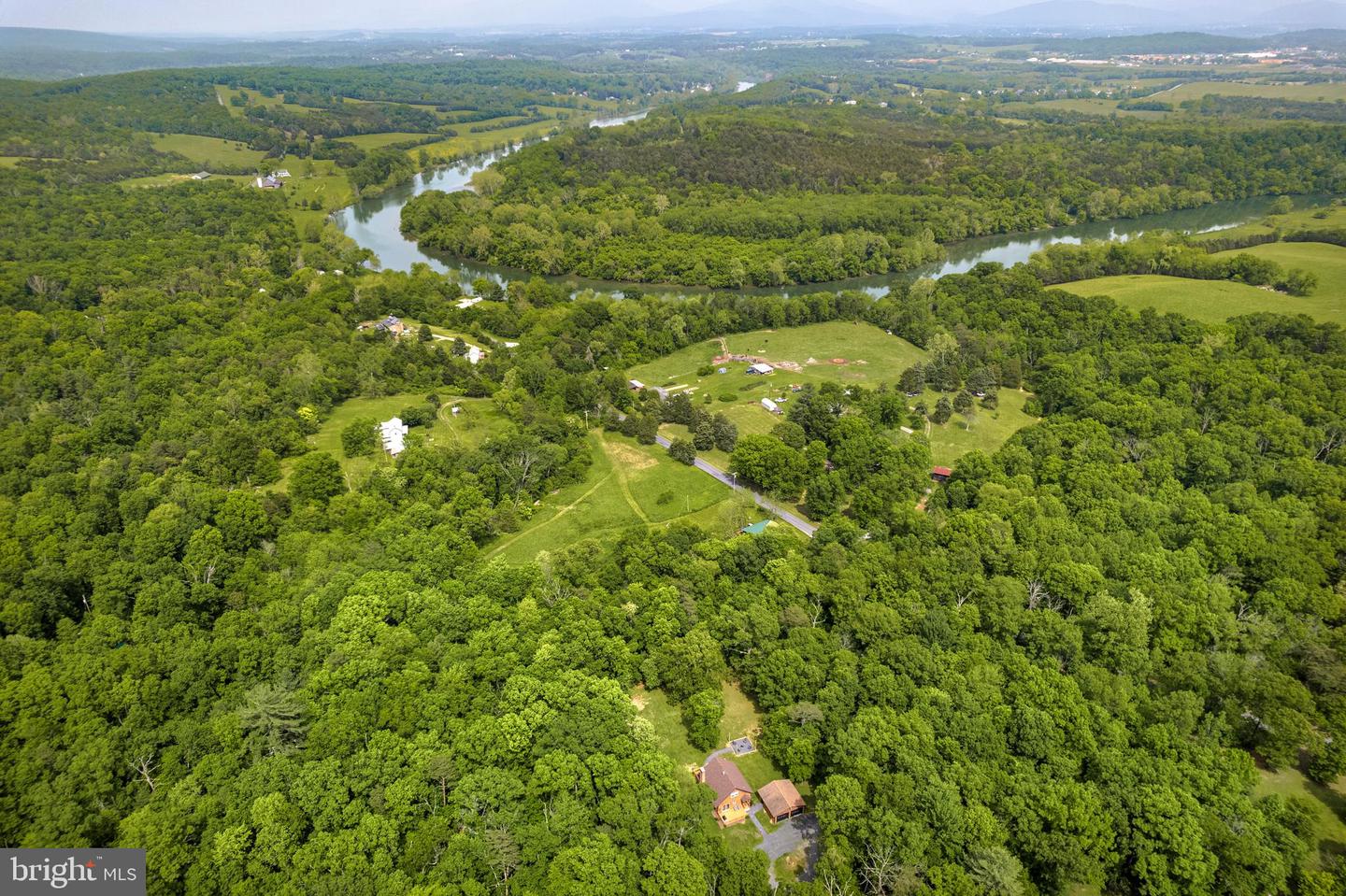 224 CARDINAL DR, LURAY, Virginia 22835, 2 Bedrooms Bedrooms, ,2 BathroomsBathrooms,Residential,For sale,224 CARDINAL DR,VAPA2005598 MLS # VAPA2005598