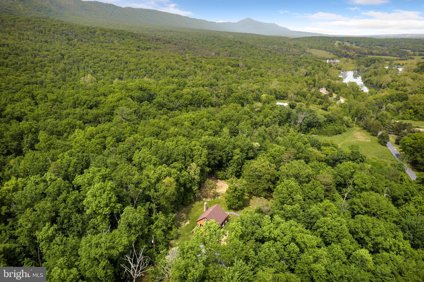 224 CARDINAL DR, LURAY, Virginia 22835, 2 Bedrooms Bedrooms, ,2 BathroomsBathrooms,Residential,For sale,224 CARDINAL DR,VAPA2005598 MLS # VAPA2005598