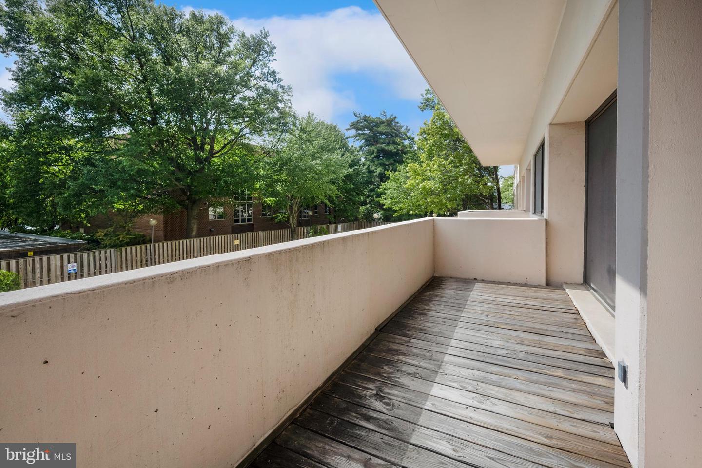 4141 N HENDERSON RD #107, ARLINGTON, Virginia 22203, 1 Bedroom Bedrooms, ,1 BathroomBathrooms,Residential,For sale,4141 N HENDERSON RD #107,VAAR2066038 MLS # VAAR2066038 4141 N HENDERSON RD #107, ARLINGTON, Virginia 22203, 1 Bedroom Bedrooms, ,1 BathroomBathrooms,Residential,For sale,4141 N HENDERSON RD #107,VAAR2066038 MLS # VAAR2066038