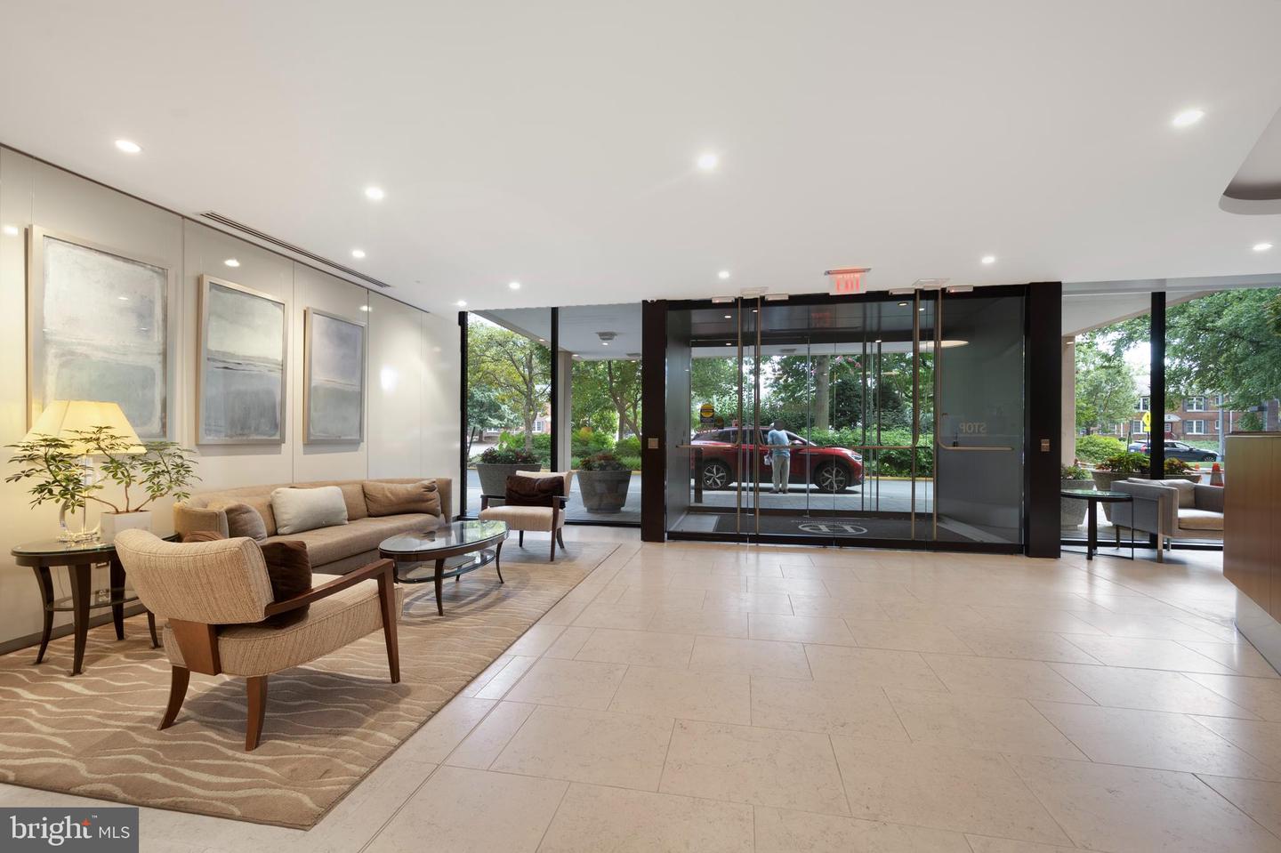 4141 N HENDERSON RD #107, ARLINGTON, Virginia 22203, 1 Bedroom Bedrooms, ,1 BathroomBathrooms,Residential,For sale,4141 N HENDERSON RD #107,VAAR2066038 MLS # VAAR2066038 4141 N HENDERSON RD #107, ARLINGTON, Virginia 22203, 1 Bedroom Bedrooms, ,1 BathroomBathrooms,Residential,For sale,4141 N HENDERSON RD #107,VAAR2066038 MLS # VAAR2066038