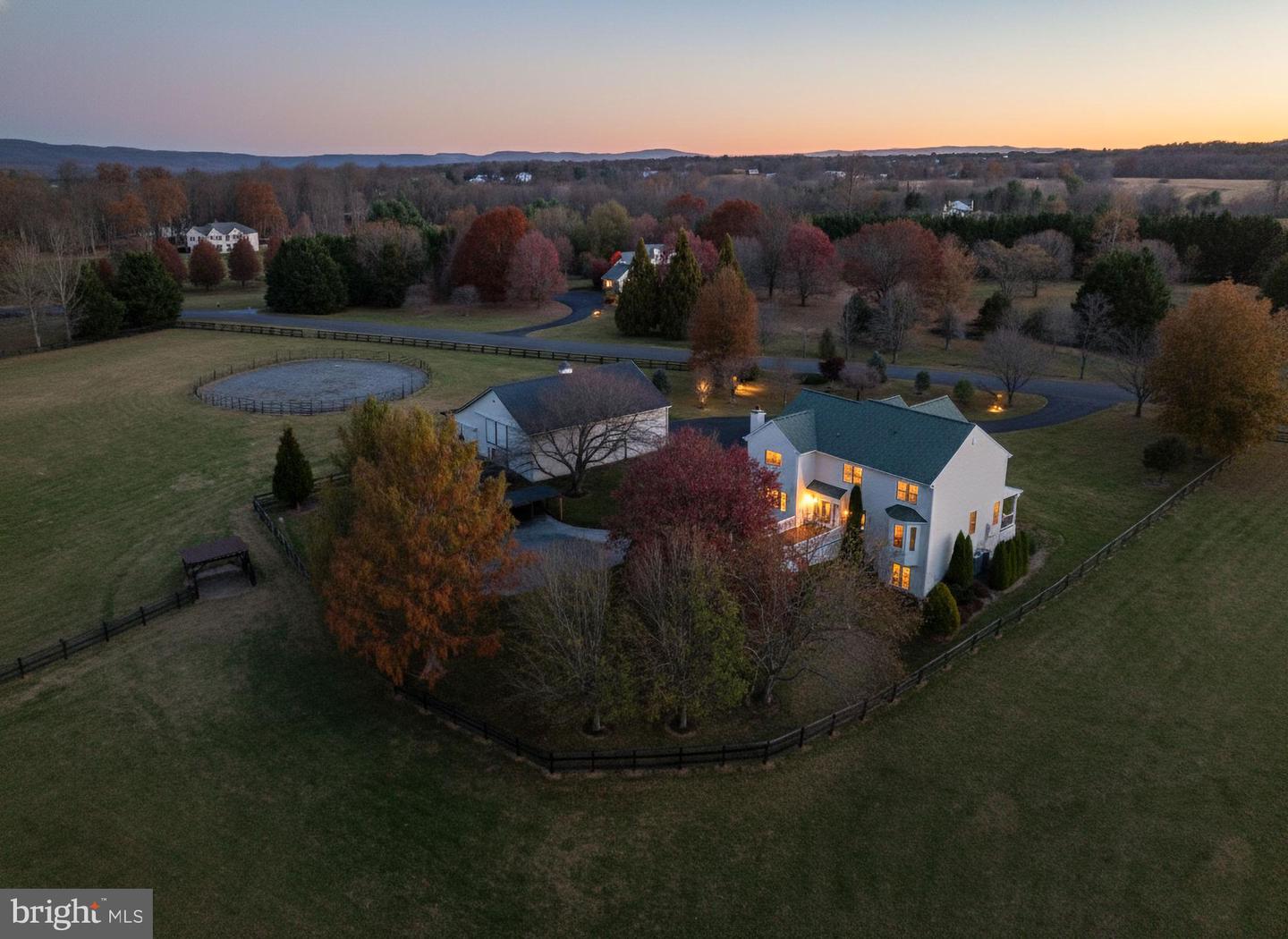 38607 MILLSTONE, HILLSBORO, Virginia 20132, 4 Bedrooms Bedrooms, ,3 BathroomsBathrooms,Residential,For sale,38607 MILLSTONE,VALO2111166 MLS # VALO2111166 38607 MILLSTONE, HILLSBORO, Virginia 20132, 4 Bedrooms Bedrooms, ,3 BathroomsBathrooms,Residential,For sale,38607 MILLSTONE,VALO2111166 MLS # VALO2111166