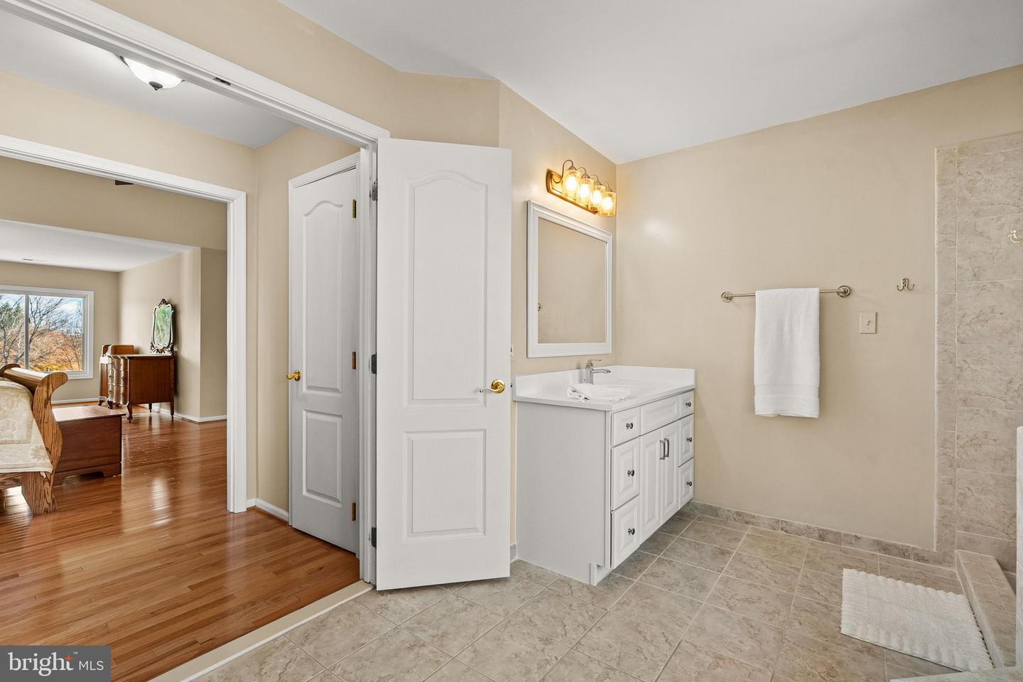 38607 MILLSTONE, HILLSBORO, Virginia 20132, 4 Bedrooms Bedrooms, ,3 BathroomsBathrooms,Residential,For sale,38607 MILLSTONE,VALO2111166 MLS # VALO2111166 38607 MILLSTONE, HILLSBORO, Virginia 20132, 4 Bedrooms Bedrooms, ,3 BathroomsBathrooms,Residential,For sale,38607 MILLSTONE,VALO2111166 MLS # VALO2111166