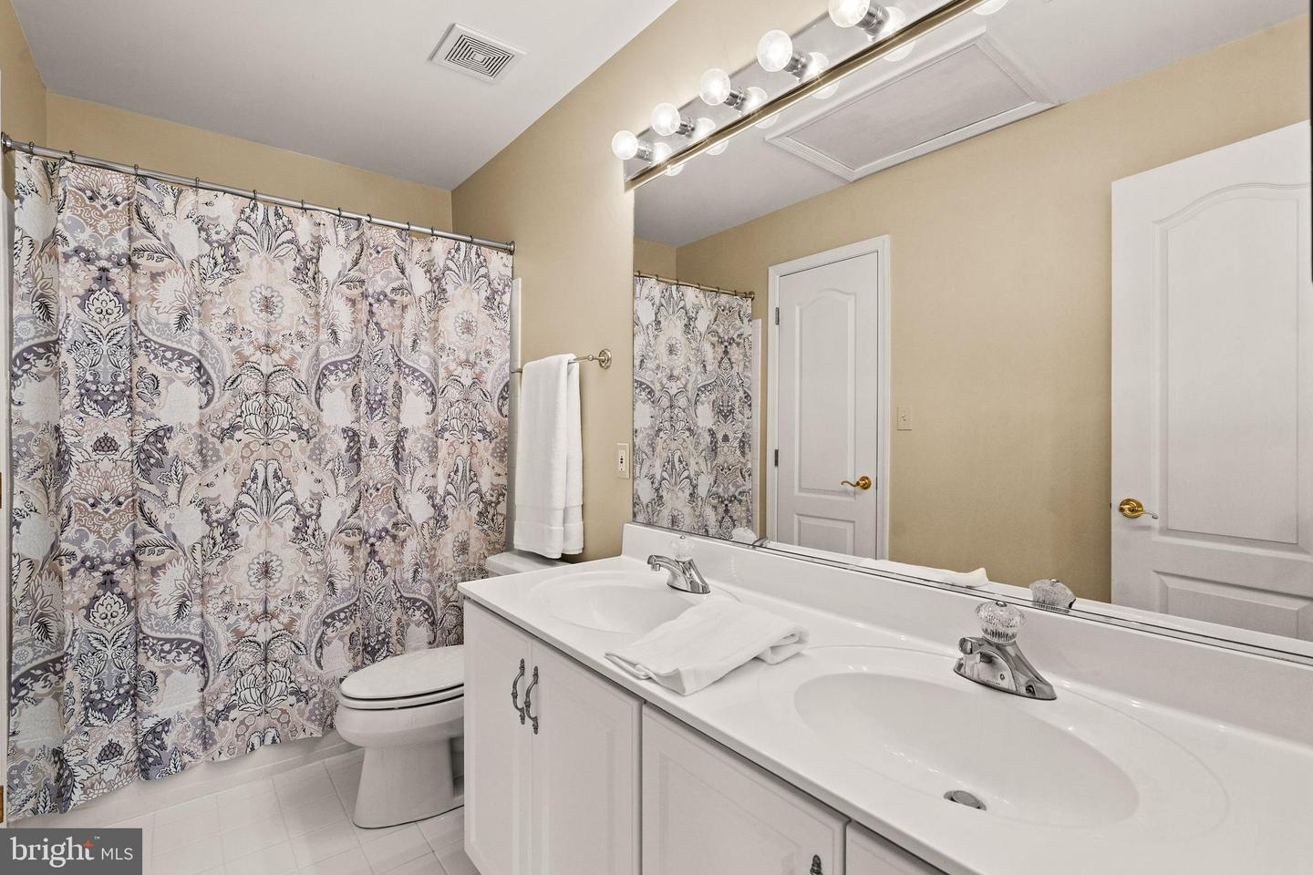 38607 MILLSTONE, HILLSBORO, Virginia 20132, 4 Bedrooms Bedrooms, ,3 BathroomsBathrooms,Residential,For sale,38607 MILLSTONE,VALO2111166 MLS # VALO2111166 38607 MILLSTONE, HILLSBORO, Virginia 20132, 4 Bedrooms Bedrooms, ,3 BathroomsBathrooms,Residential,For sale,38607 MILLSTONE,VALO2111166 MLS # VALO2111166