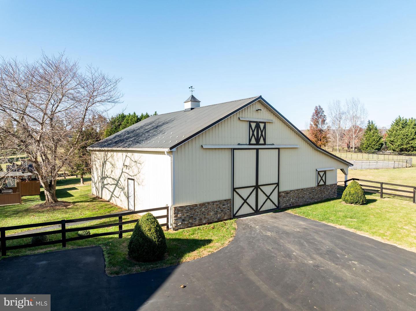 38607 MILLSTONE, HILLSBORO, Virginia 20132, 4 Bedrooms Bedrooms, ,3 BathroomsBathrooms,Residential,For sale,38607 MILLSTONE,VALO2111166 MLS # VALO2111166 38607 MILLSTONE, HILLSBORO, Virginia 20132, 4 Bedrooms Bedrooms, ,3 BathroomsBathrooms,Residential,For sale,38607 MILLSTONE,VALO2111166 MLS # VALO2111166