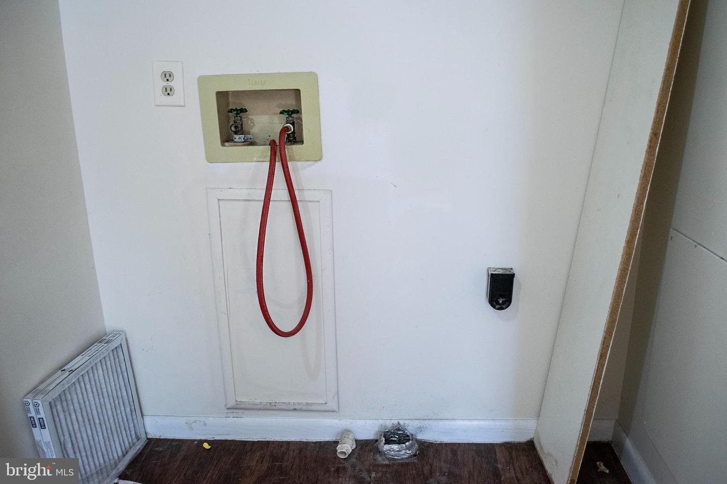 5116 COTTONWOOD CT, FREDERICKSBURG, Virginia 22407, 3 Bedrooms Bedrooms, ,1 BathroomBathrooms,Residential,For sale,5116 COTTONWOOD CT,VASP2037610 MLS # VASP2037610