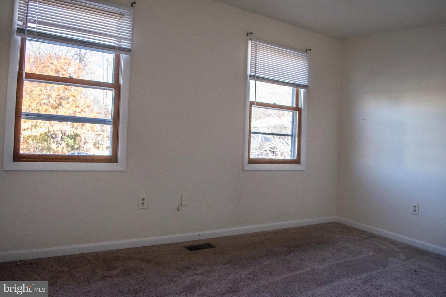 5116 COTTONWOOD CT, FREDERICKSBURG, Virginia 22407, 3 Bedrooms Bedrooms, ,1 BathroomBathrooms,Residential,For sale,5116 COTTONWOOD CT,VASP2037610 MLS # VASP2037610