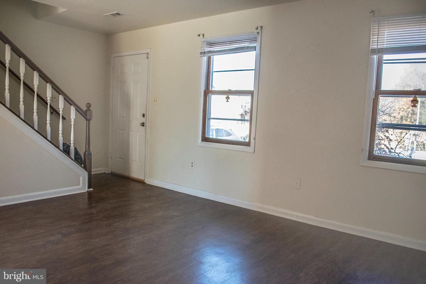 5116 COTTONWOOD CT, FREDERICKSBURG, Virginia 22407, 3 Bedrooms Bedrooms, ,1 BathroomBathrooms,Residential,For sale,5116 COTTONWOOD CT,VASP2037610 MLS # VASP2037610