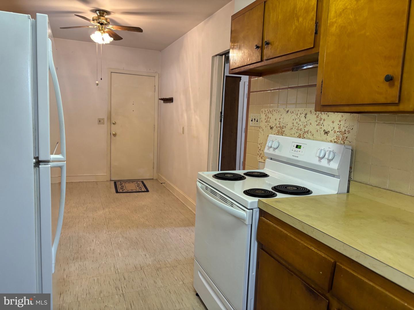 41 PENDLETON RD, FREDERICKSBURG, Virginia 22405, 3 Bedrooms Bedrooms, 4 Rooms Rooms,1 BathroomBathrooms,Residential,For sale,41 PENDLETON RD,VAST2044250 MLS # VAST2044250