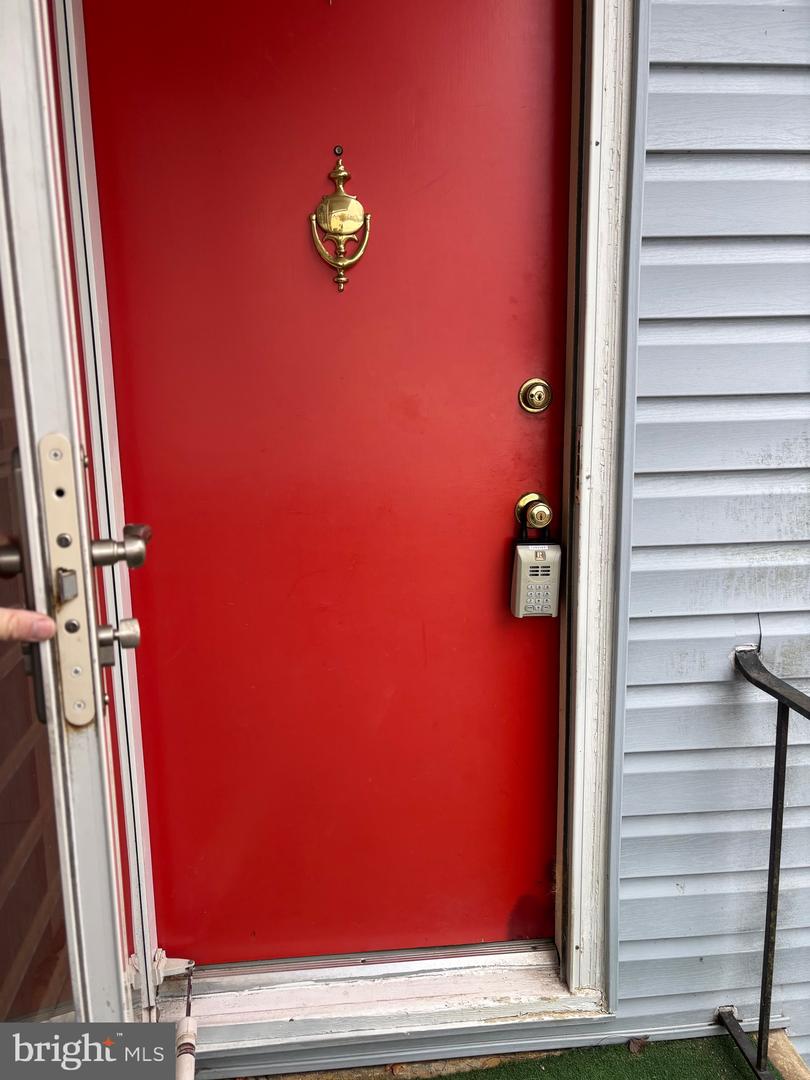 41 PENDLETON RD, FREDERICKSBURG, Virginia 22405, 3 Bedrooms Bedrooms, 4 Rooms Rooms,1 BathroomBathrooms,Residential,For sale,41 PENDLETON RD,VAST2044250 MLS # VAST2044250