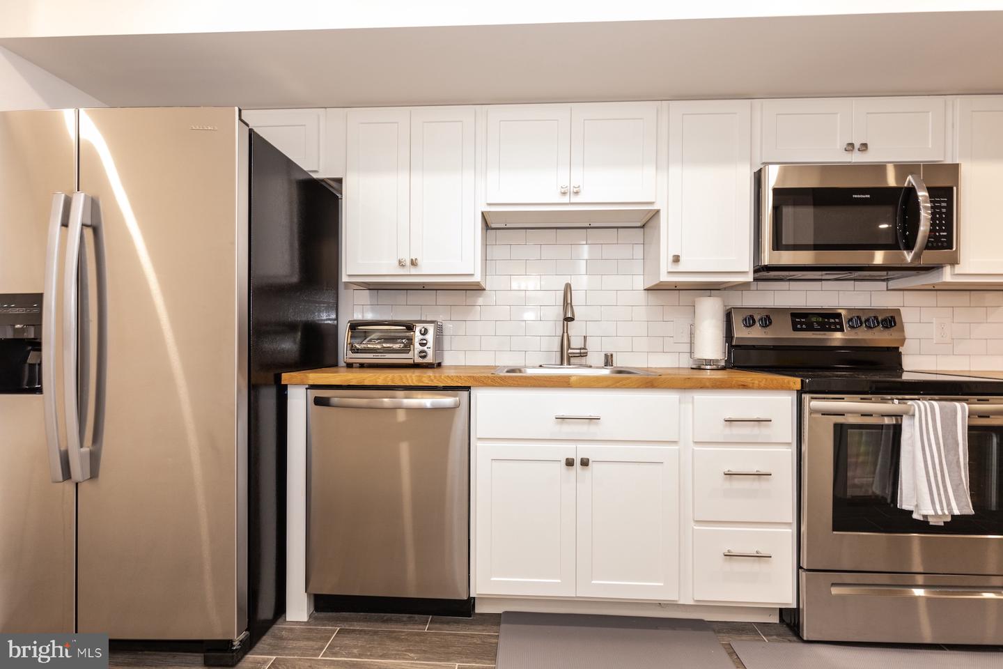 627 PRINCETON PL NW, WASHINGTON, District Of Columbia 20010, 4 Bedrooms Bedrooms, ,3 BathroomsBathrooms,Residential,For sale,627 PRINCETON PL NW,DCDC2232084 MLS # DCDC2232084